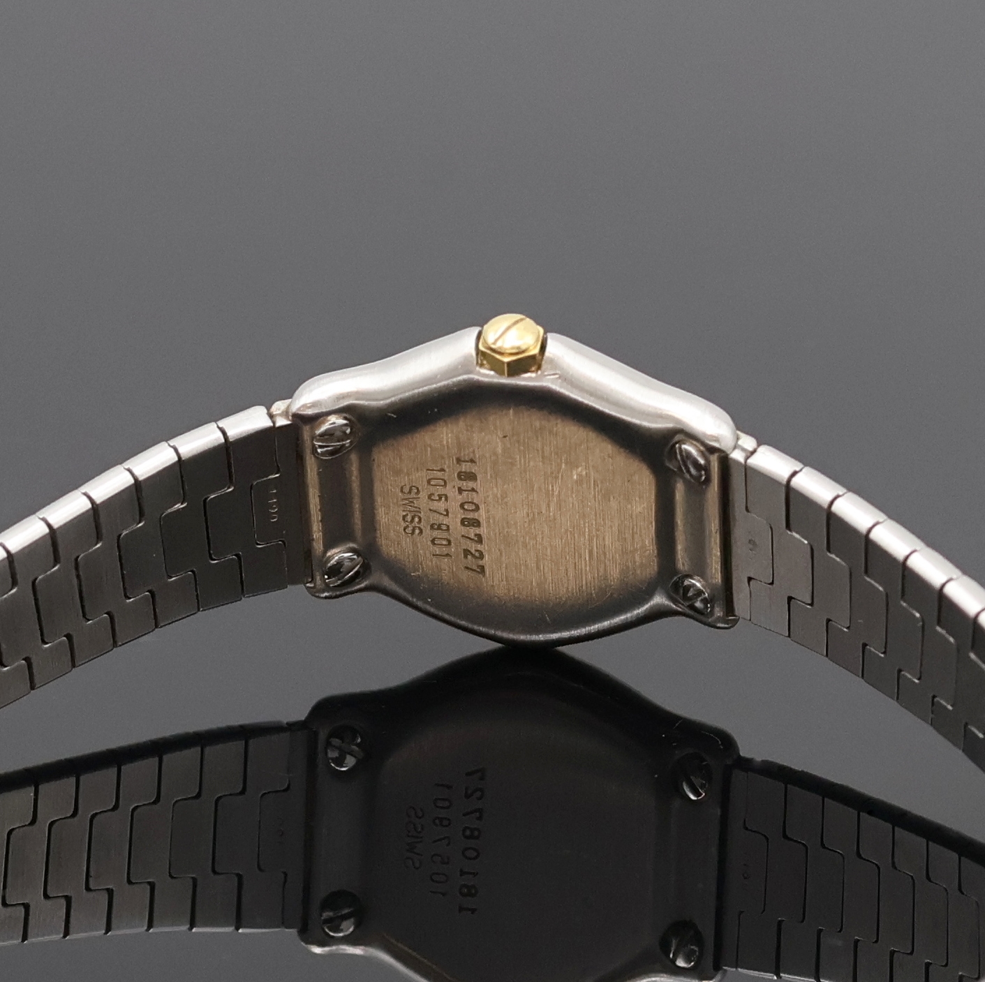 Detail e: EBEL Classic Sport Damenarmbanduhr Referenz 1057901, Schweiz um 2000, quarz, Monocoque- Geh. Edelstahl/Gold komb. inkl. Wellengliederband m. ...
