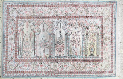 Seiden Kayseri,  Türkei, Mitte 20.Jhd, reineNaturseide, ca. 135 x 93 cm, EHZ: 2-3