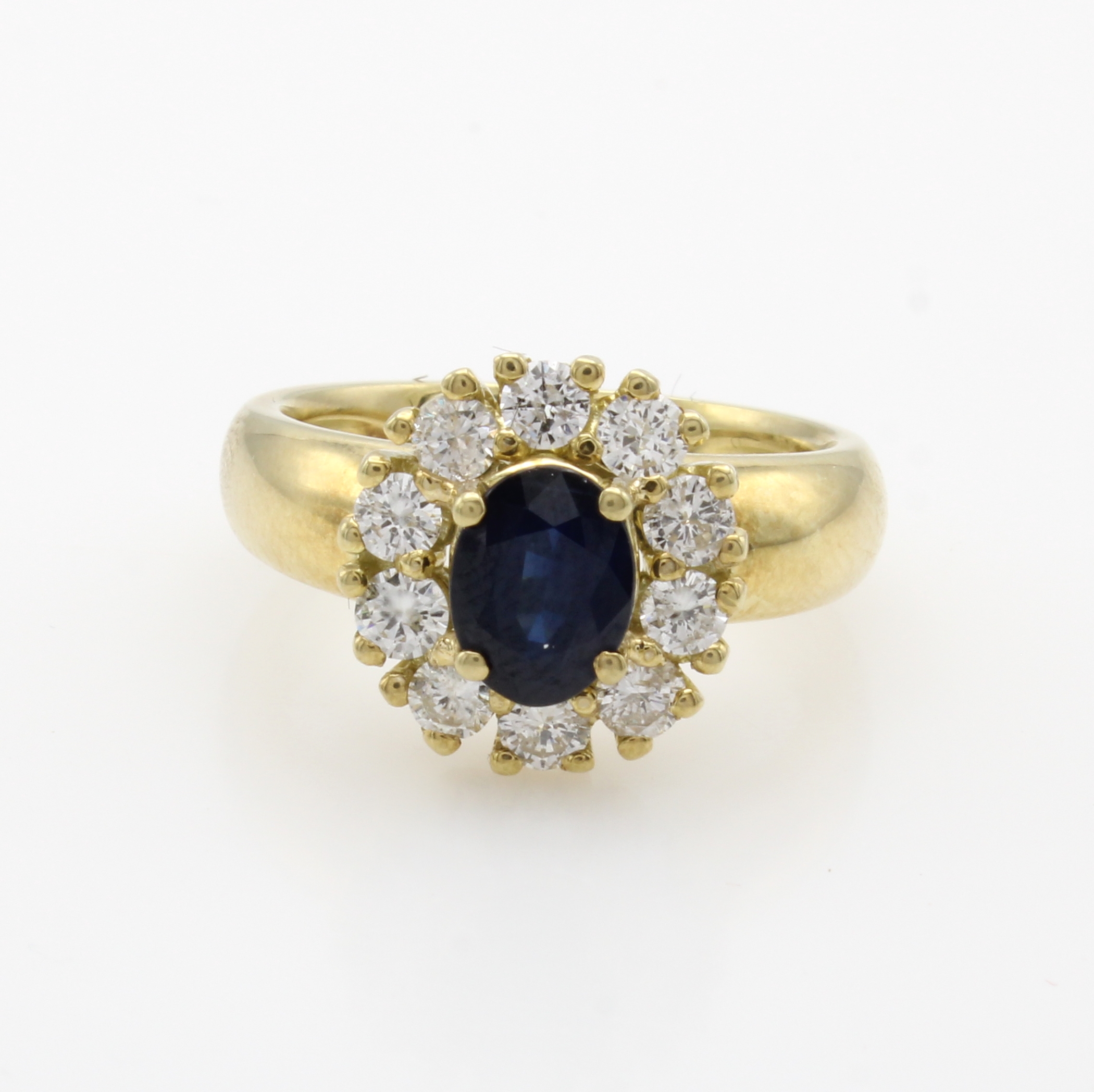 Image 27050759 - Ring mit Saphir und Brillanten, GG 585/000, Brill. zus. ca. 0,88 Weiß/p, ovaler Saphir ...