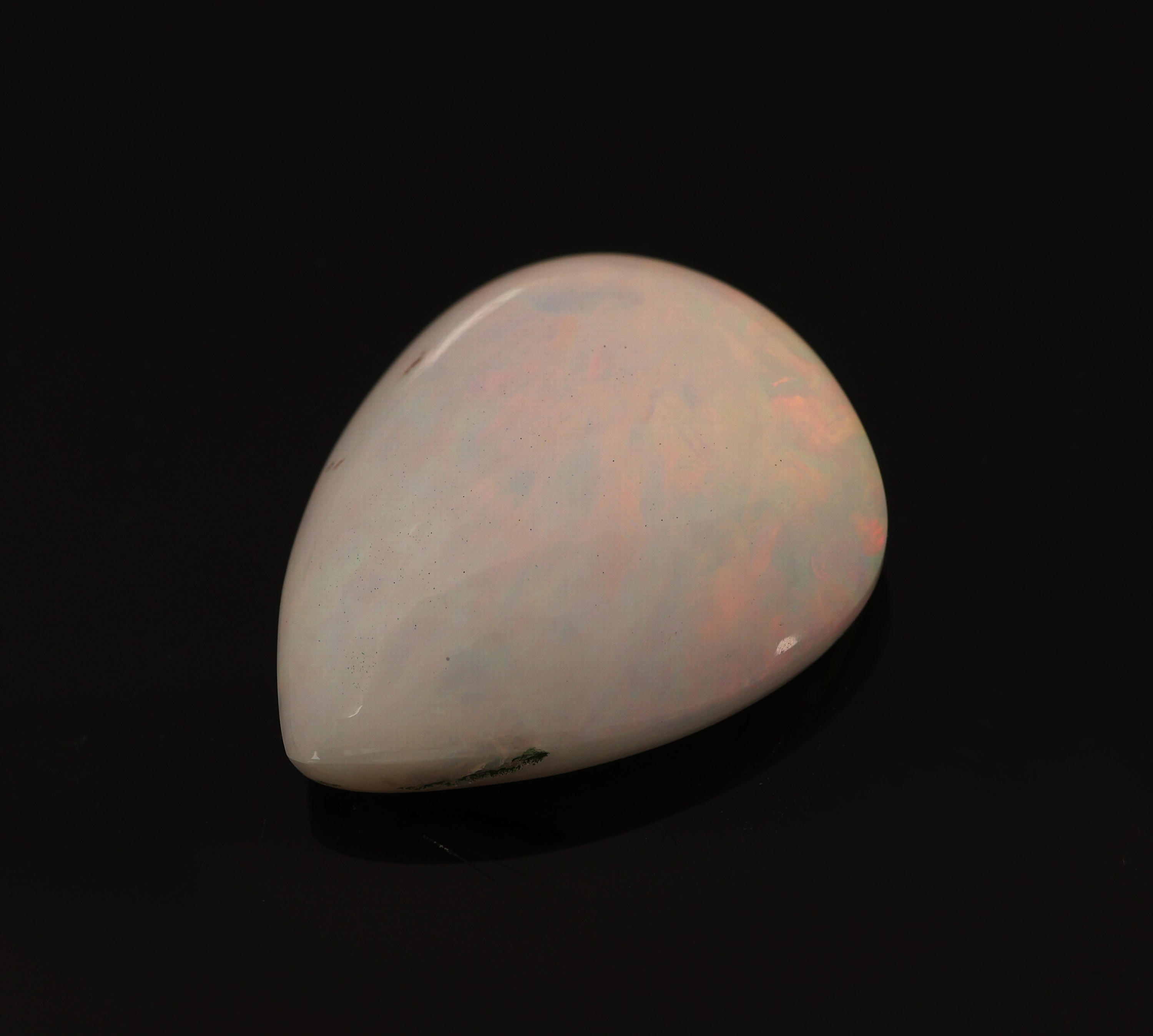 Image 27050779 - Loose opal, approx. 12.96 ct, pearformed cabochon, soft play of colours in red, green ...