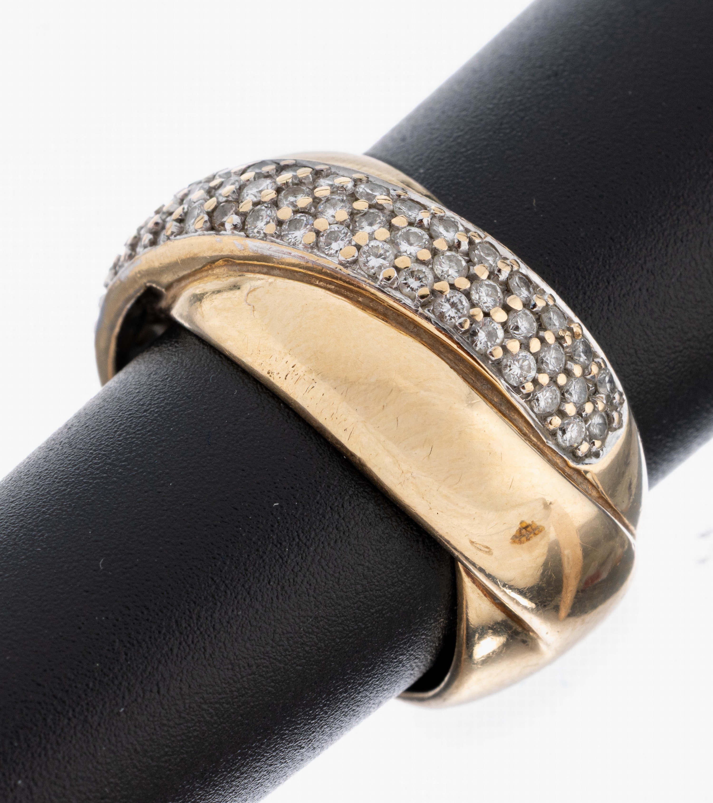 Image 27050826 - 14 kt Gold Brillant-Ring, GG 585/000, Ringkopf überkreuzt 55 Brillanten in WG gefasst ...