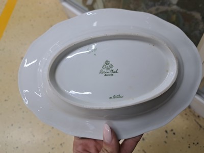 27050858e - Speiseservice, Rosenthal, 1920er/30er Jahre, Porzellan, Perlrand, zarter Bordüren in ...