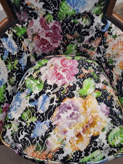 27050862e - Art-Deco-Armlehnsessel, Frankreich, 1930er Jahre, Nußbaum massiv, gepolstert und ...