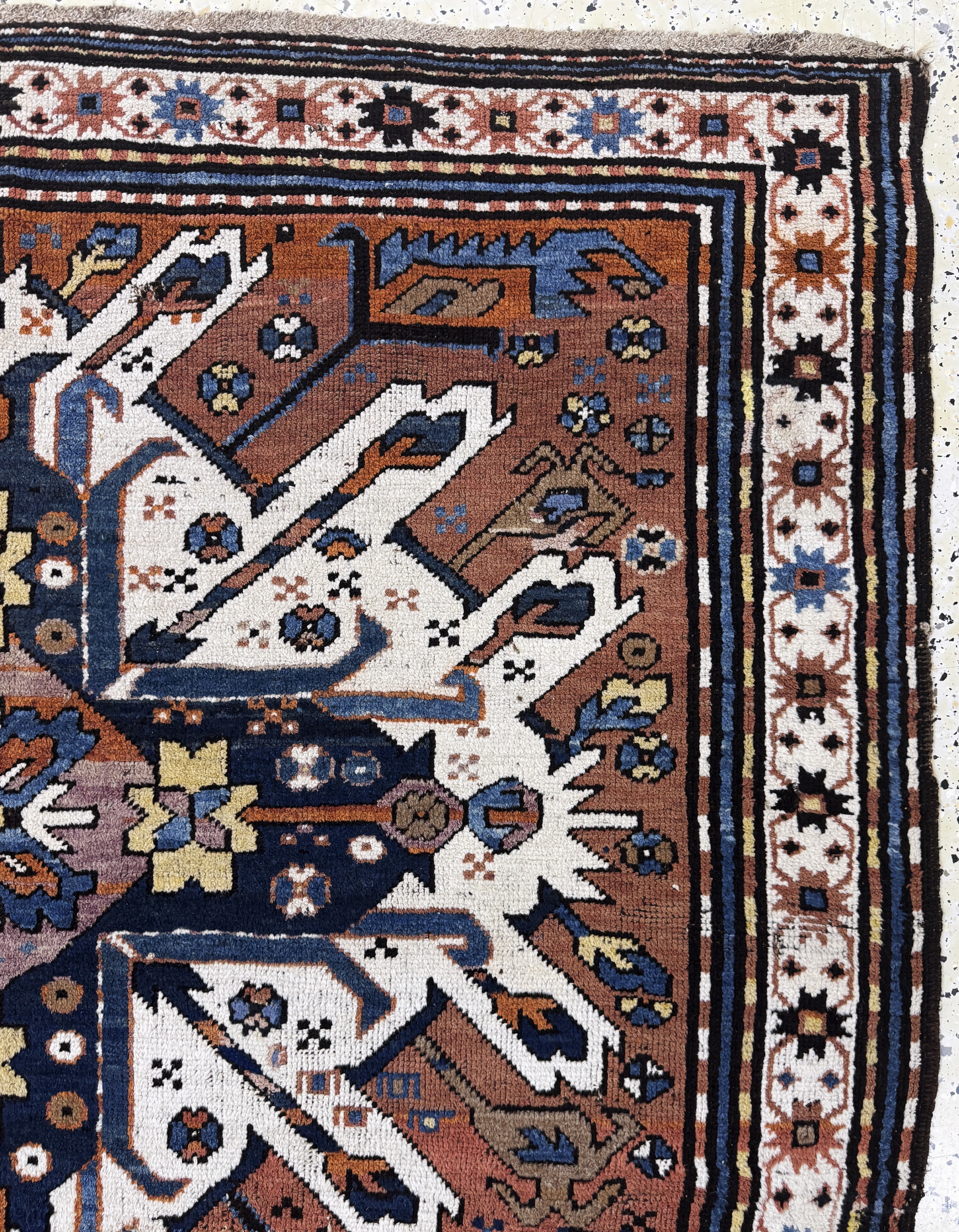 Detail e: Tschelaberd"Adler-Kazak", Kaukasus, 19.Jhd,Wolle auf Wolle, ca. 233 x 165 cm, EHZ: 3, (restaurierte Stellen)