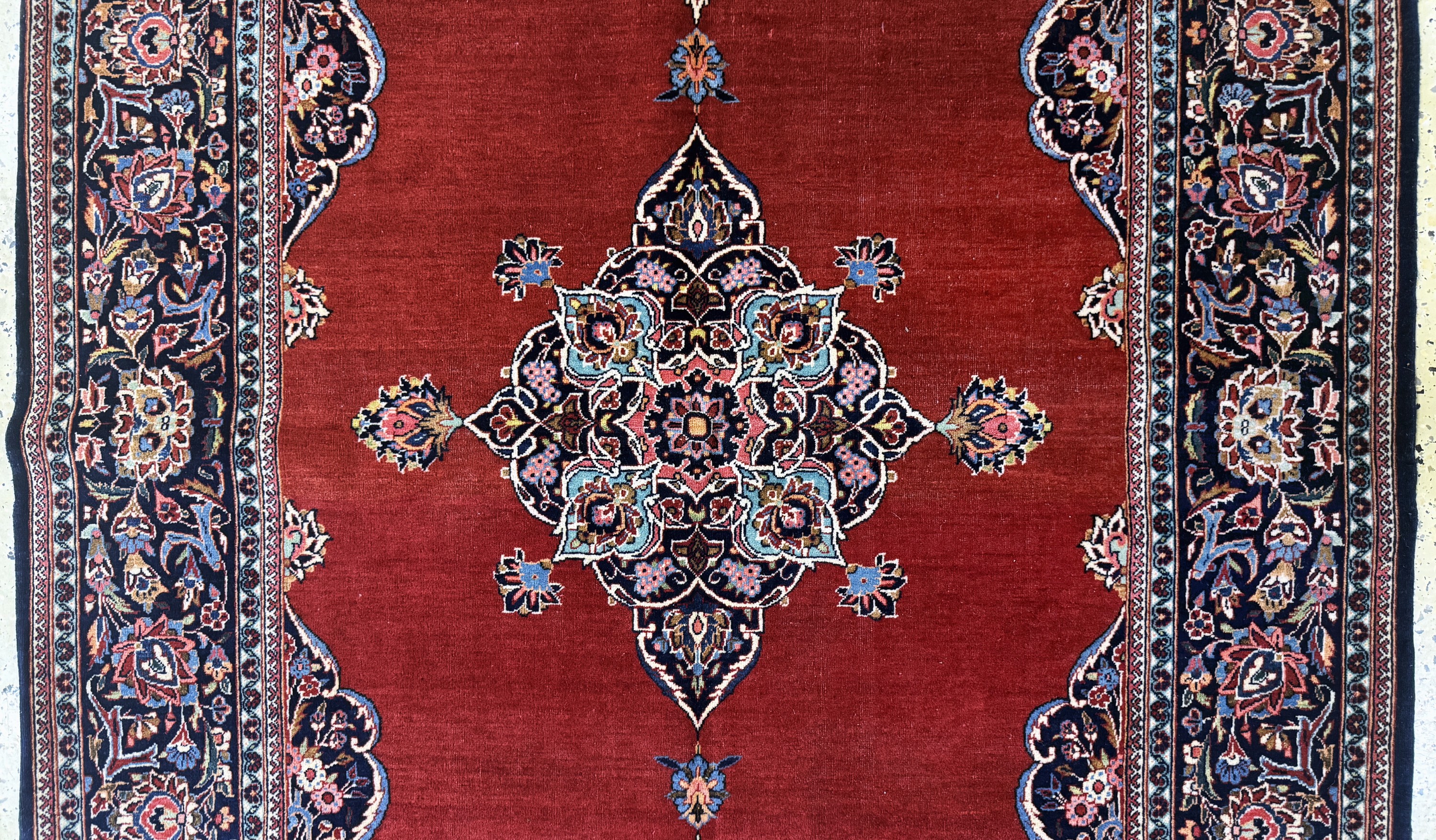 Detail b: Keschan Kork, Persien, Mitte 20.Jhd, Korkwolle auf Baumwolle, ca. 216 x 133 cm, EHZ: 2-3, (Abrasch)