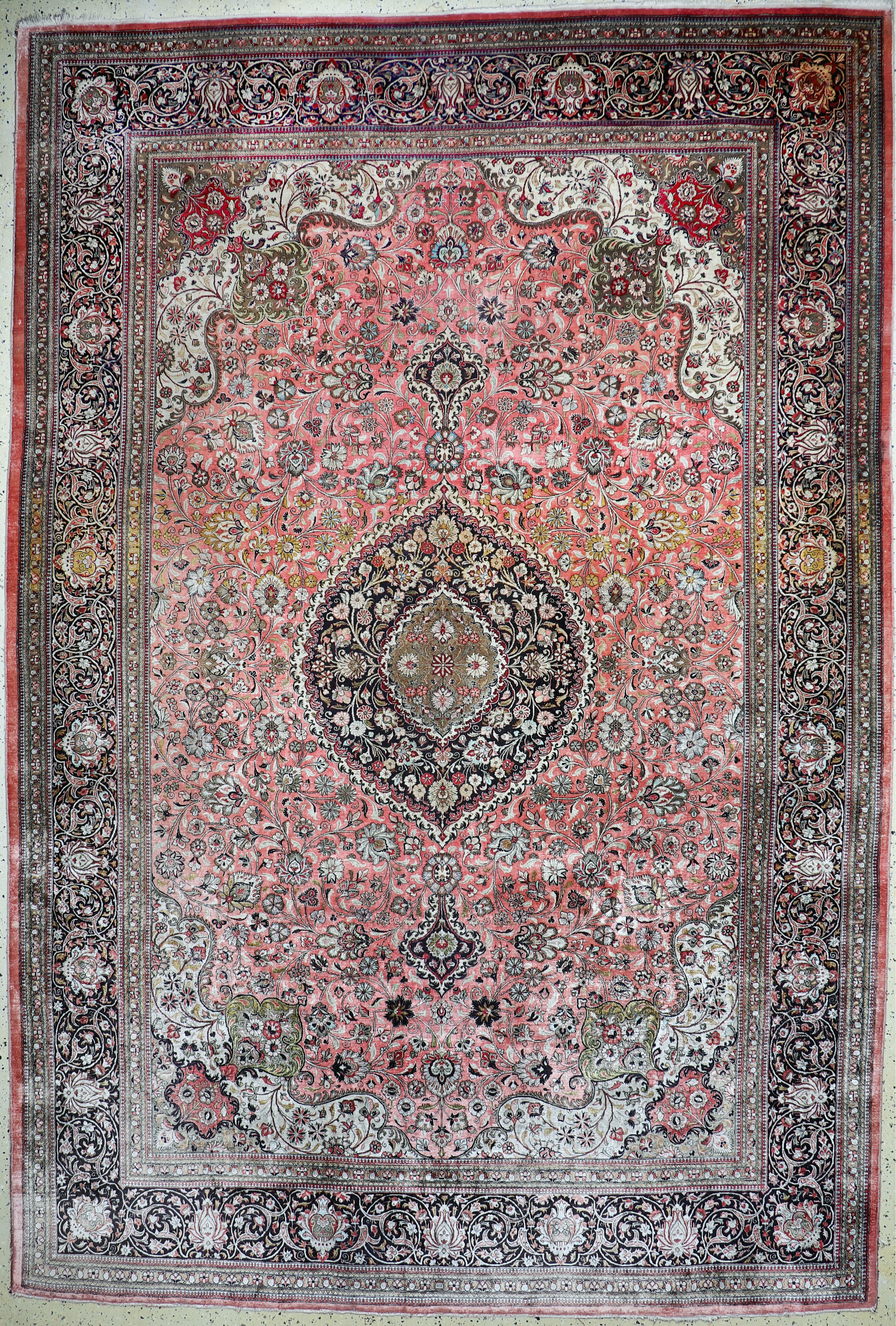 Image 27050996 - Ghom Seide, Persien, Mitte 20.Jhd, reine Naturseide, ca. 375 x 250 cm, EHZ: 3 ...