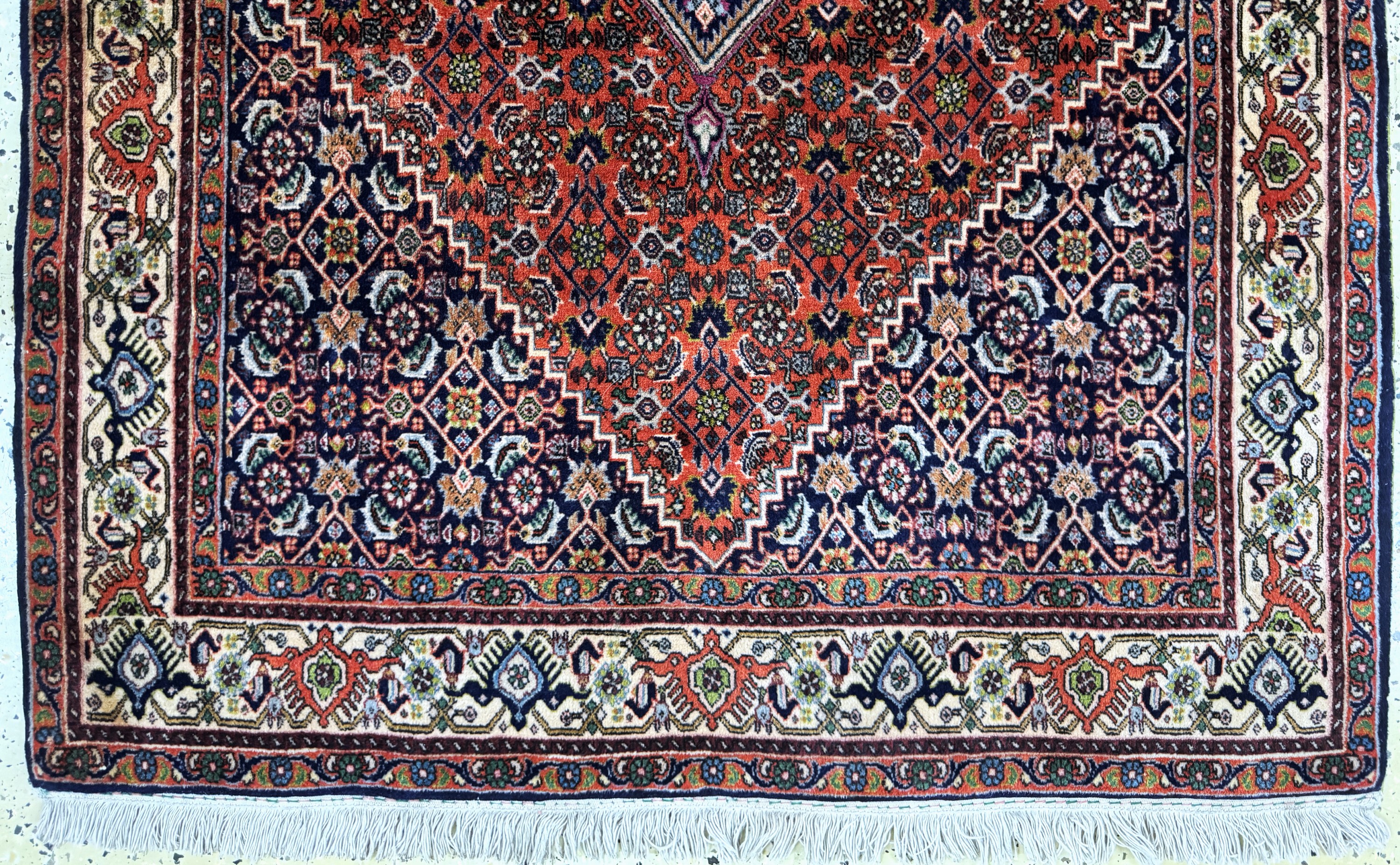 Detail b: Bidjar fein, Persien, Ende 20.Jhd, Korkwolle auf Baumwolle, ca. 184 x 114 cm, EHZ: 1-2