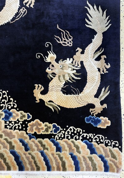 27050974d - China ´Drachenteppich´, Mitte 20.Jhd., Wolle auf Baumwolle, ca. 295 x 200 cm, EHZ: 1-2 ...