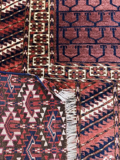 27050976f - Tierbaum Tekke Engsi, Turkmenistan, um 1900, Wolle auf Wolle, ca. 151 x 130 cm, EHZ: 2 ...