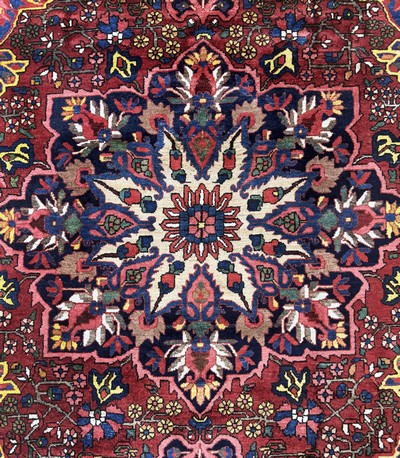 27050990c - Bachtiar, Persien, Mitte 20.Jhd, Wolle auf Baumwolle, ca. 303 x 212 cm, EHZ: 2 ...