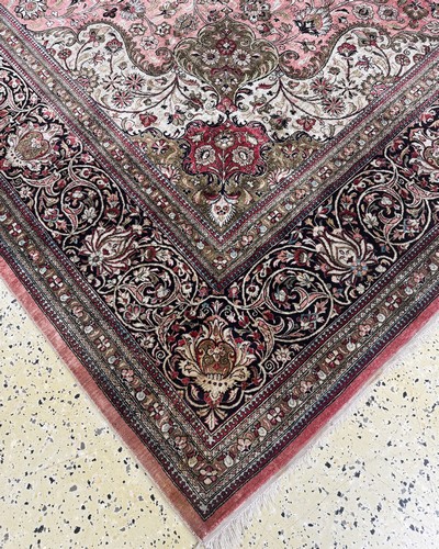 27050996g - Ghom Seide, Persien, Mitte 20.Jhd, reine Naturseide, ca. 375 x 250 cm, EHZ: 3 ...