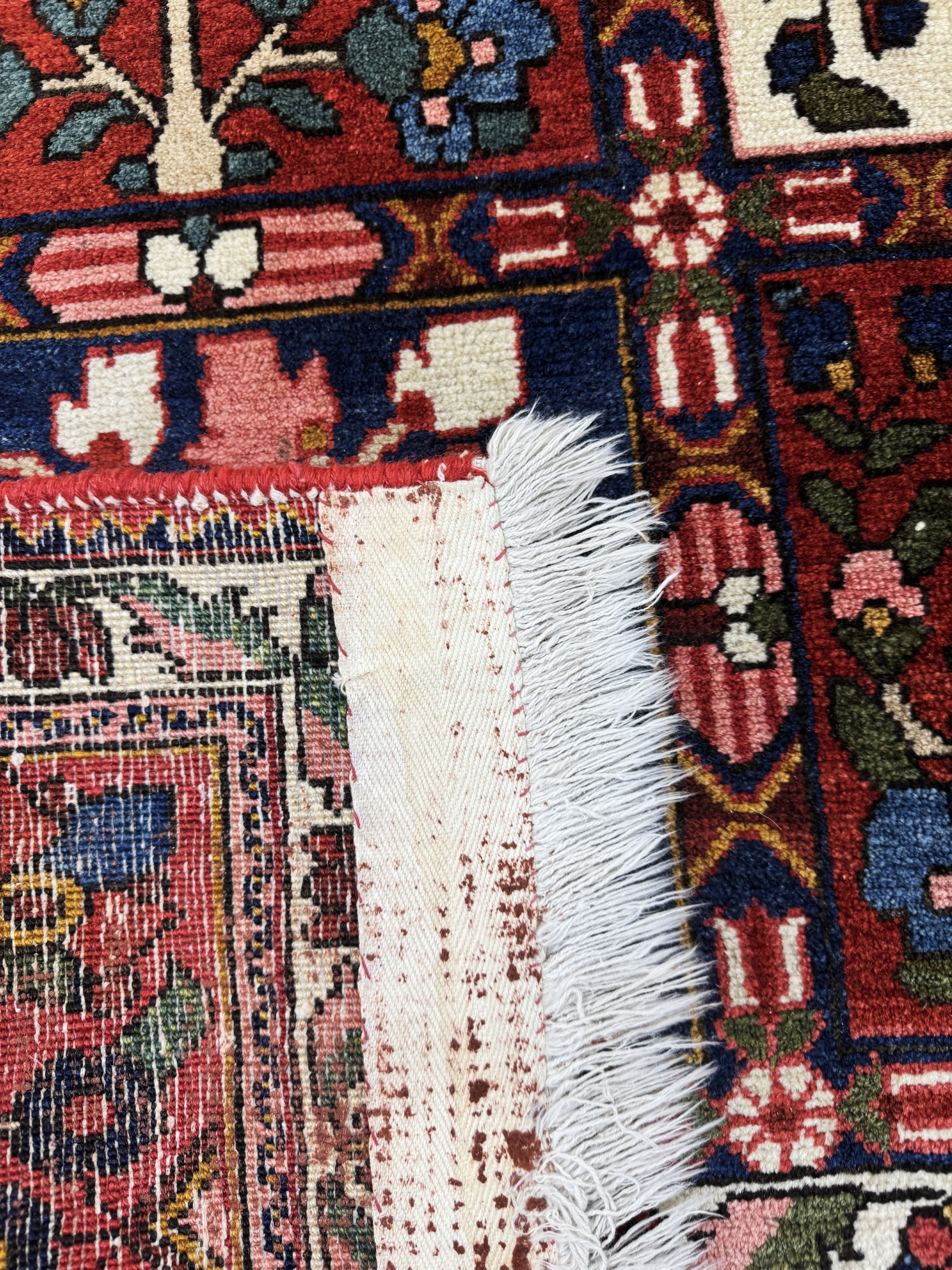 Detail e: Bachtiar, Persien, Mitte 20.Jhd, Wolle auf Baumwolle, ca. 214 x 139 cm, EHZ: 2