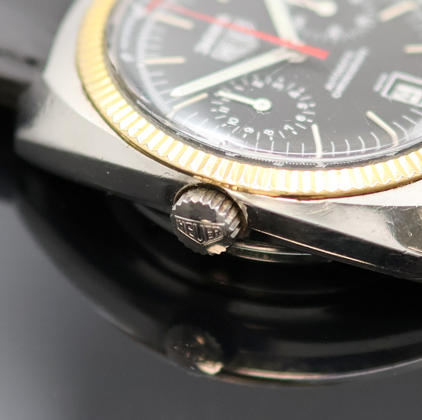 Detail d: HEUER Jarama seltener Armbandchronograph Referenz 110.245, Schweiz um 1981, Automatik, tonneauförmiges Edelstahlgeh., Lünette verg., Boden ...