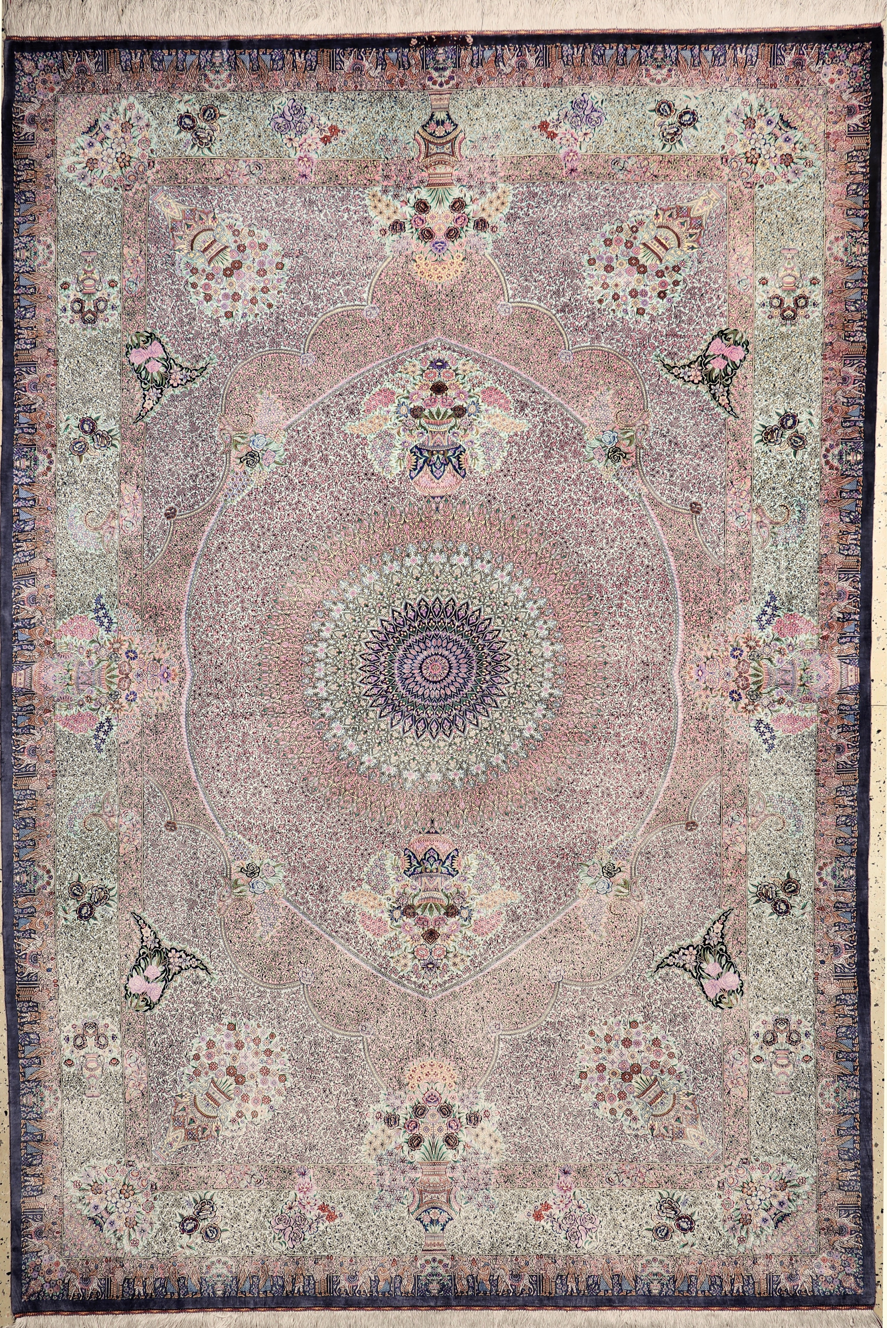 Image 27051088 - Qum silk fine signed, Persia, approx. 20 years, pure natural silk, approx. 300 x 200 cm, ...