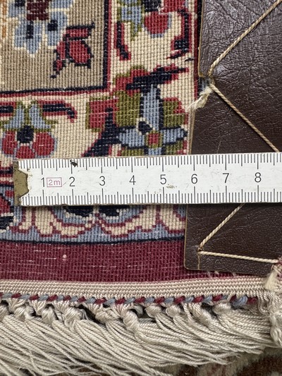 27051000f - Esfahan fein, Persien, Mitte 20.Jhd, Korkwolle auf Seide, ca. 170 x 110 cm, ca. 1,0Mio. ...