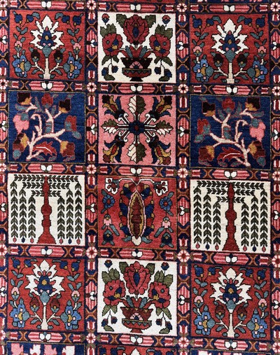 27051001c - Bachtiar, Persien, Mitte 20.Jhd, Wolle auf Baumwolle, ca. 214 x 139 cm, EHZ: 2 ...