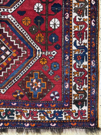 27051002a - Ghaschgai, Persien, Mitte 20.Jhd, Wolle aufWolle, ca. 250 x 160 cm, EHZ: 2 ...