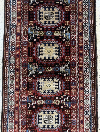 27051033b - Kordi´Dorfteppich´, Persien, datiert 1359(1940), Wolle auf Wolle, ca. 270 x 103 cm,EHZ: ...