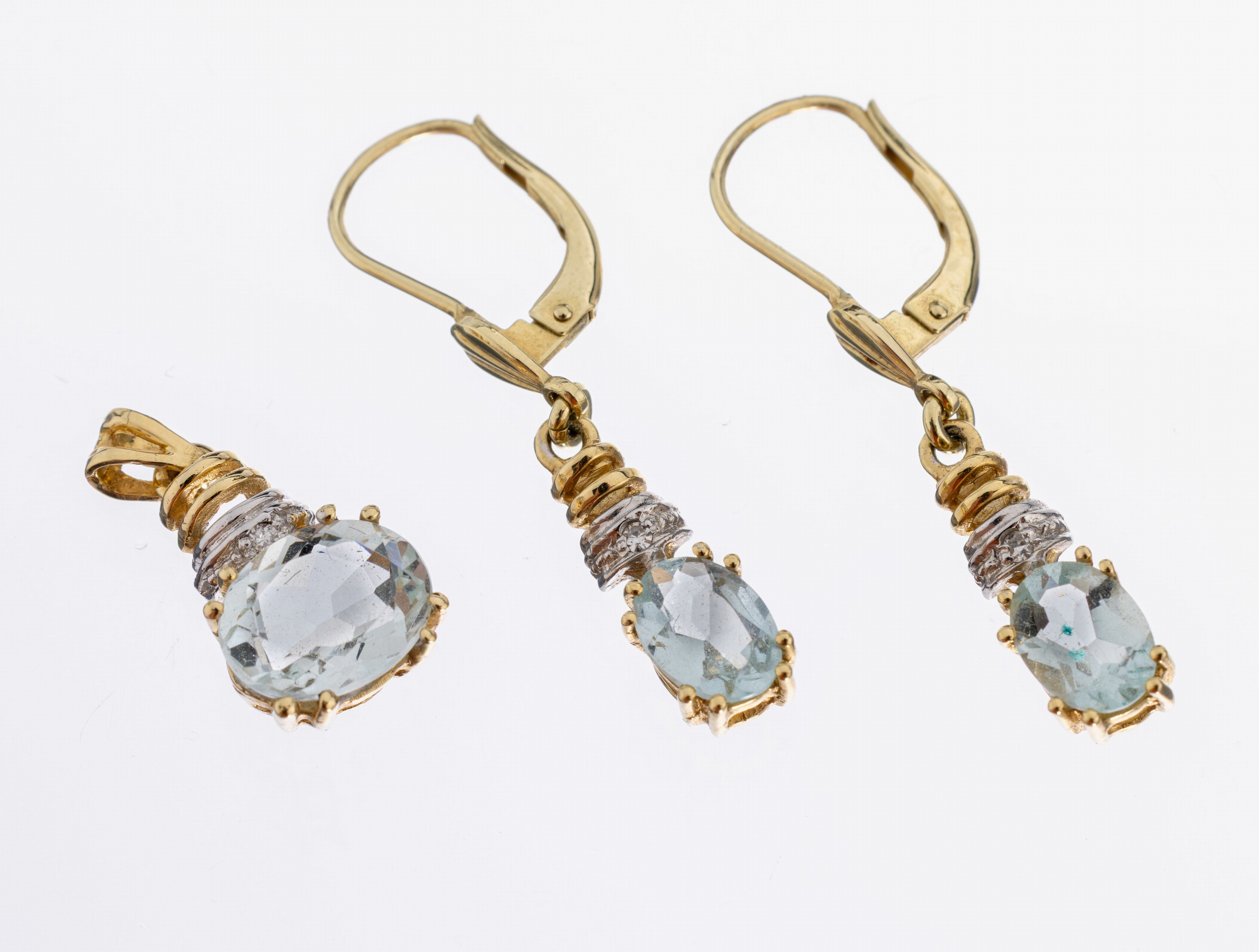 Image 27051117 - 14 kt Gold Aquamarin-Diamant-Schmuckset, GG585/000, best. aus: 1 Paar Ohrhänger, L. ...