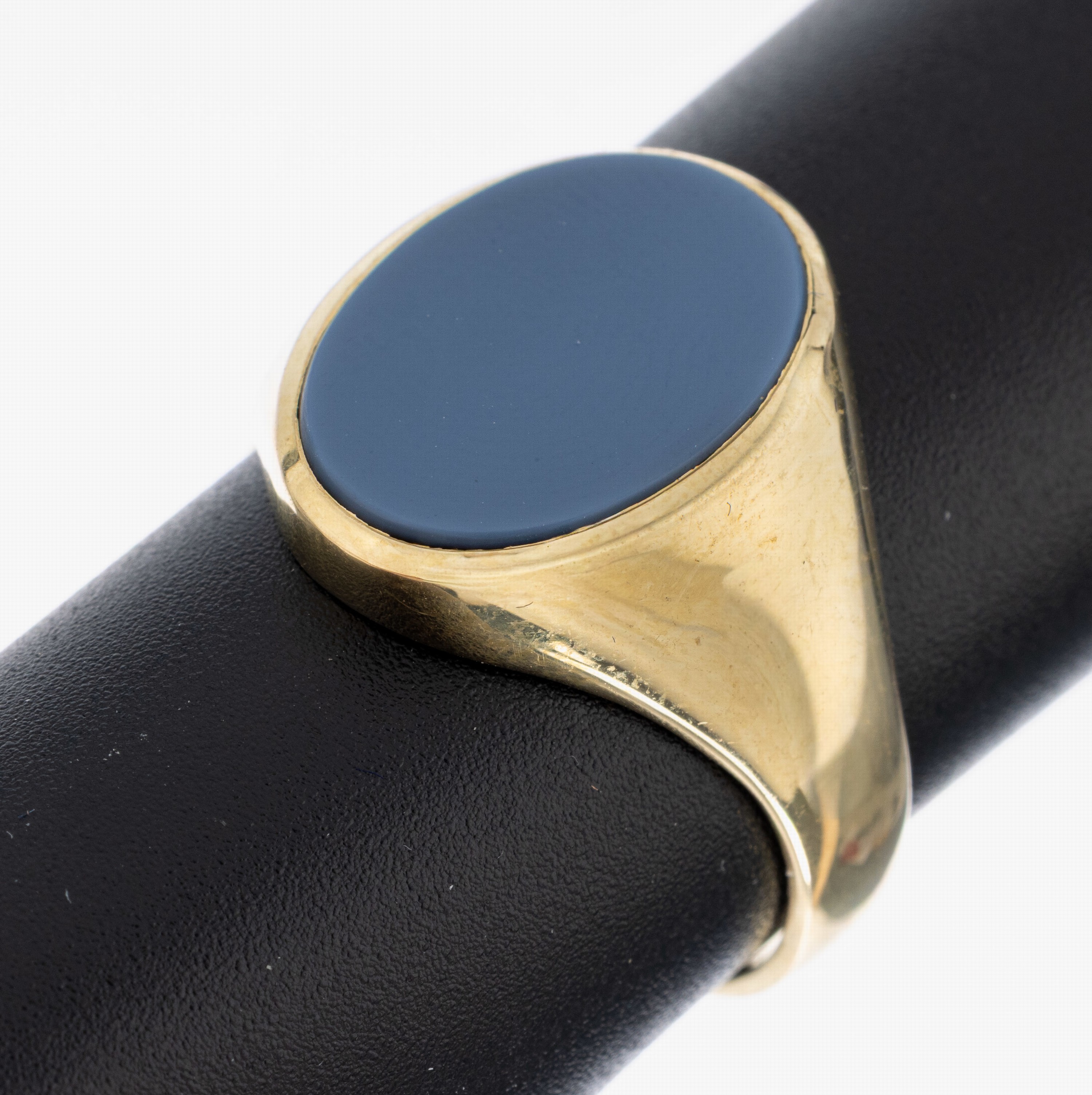 Image 27051133 - 14 kt Gold Lagenachat-Siegelring, GG 585/000, ovale Lagenachat-Platte, RW 64, ca. 6.9 g