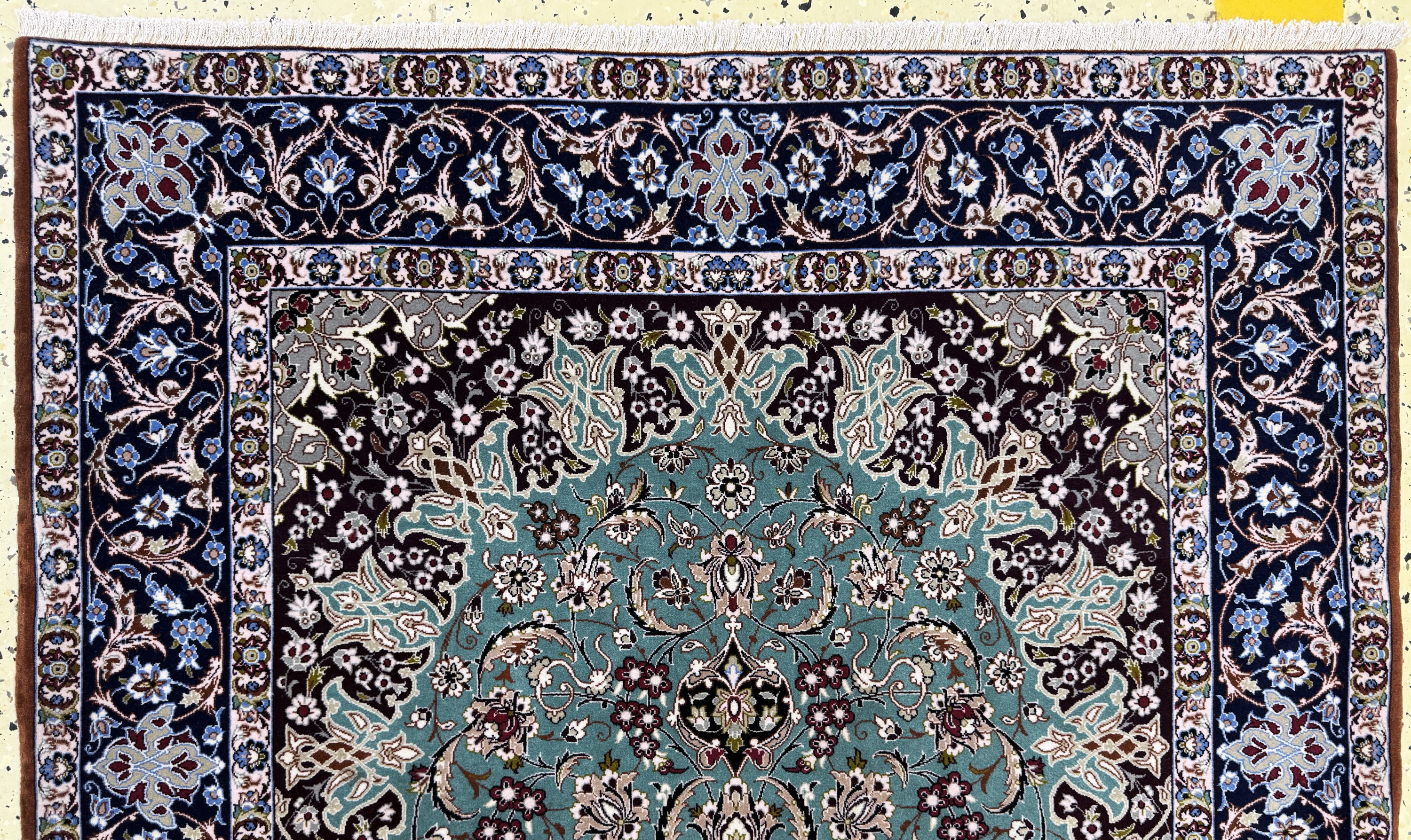 Detail a: Esfahan fein, Persien, Mitte 20.Jhd, Korkwolle auf Seide, ca. 174 x 115 cm, ca. 1,0Mio. Kn/qm, EHZ: 1-2
