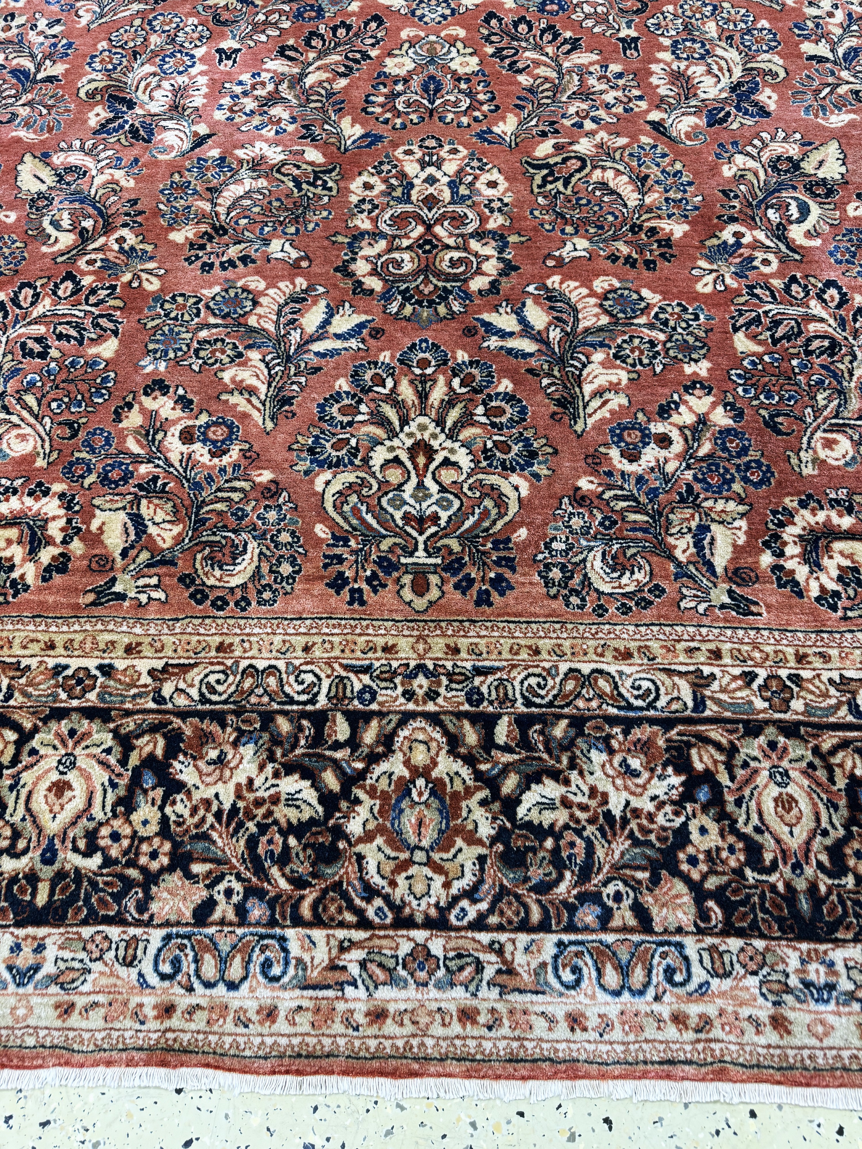 Detail b: Us Re-Import Sarogh antik,Persien,Anfang 20.Jhd,Korkwolle auf Baumwolle,ca. 400 x 306 cm.