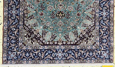 27051271c - Esfahan fein, Persien, Mitte 20.Jhd, Korkwolle auf Seide, ca. 174 x 115 cm, ca. 1,0Mio. ...