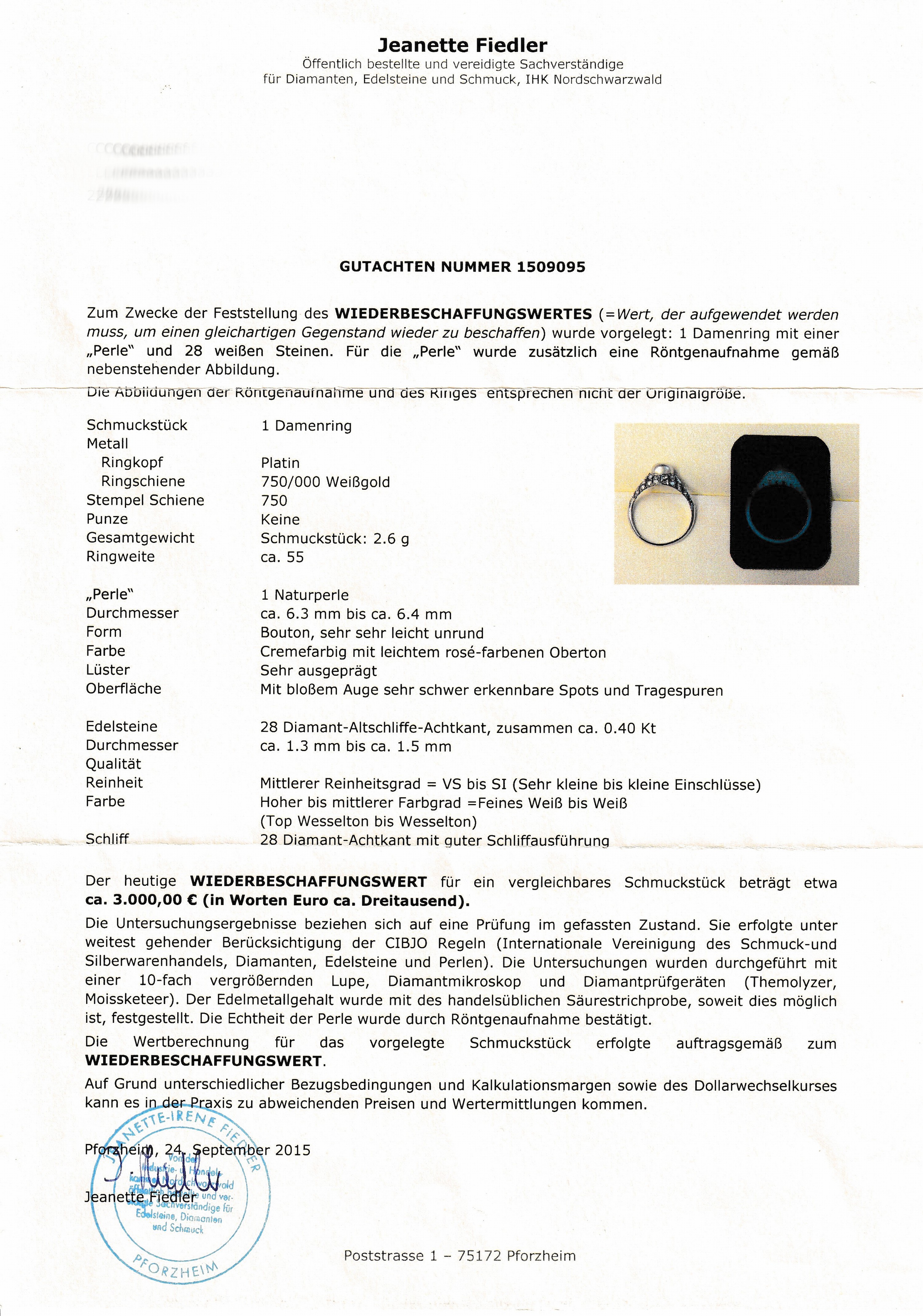 Detail a: Platin und 18 kt Gold Perl-Diamant-Ring, Pt. und WG 750/000, mittig eine boutonförm. Naturperle, D. ca. 6.3 mm, umgeben von 28 Altschliffdiamanten ...