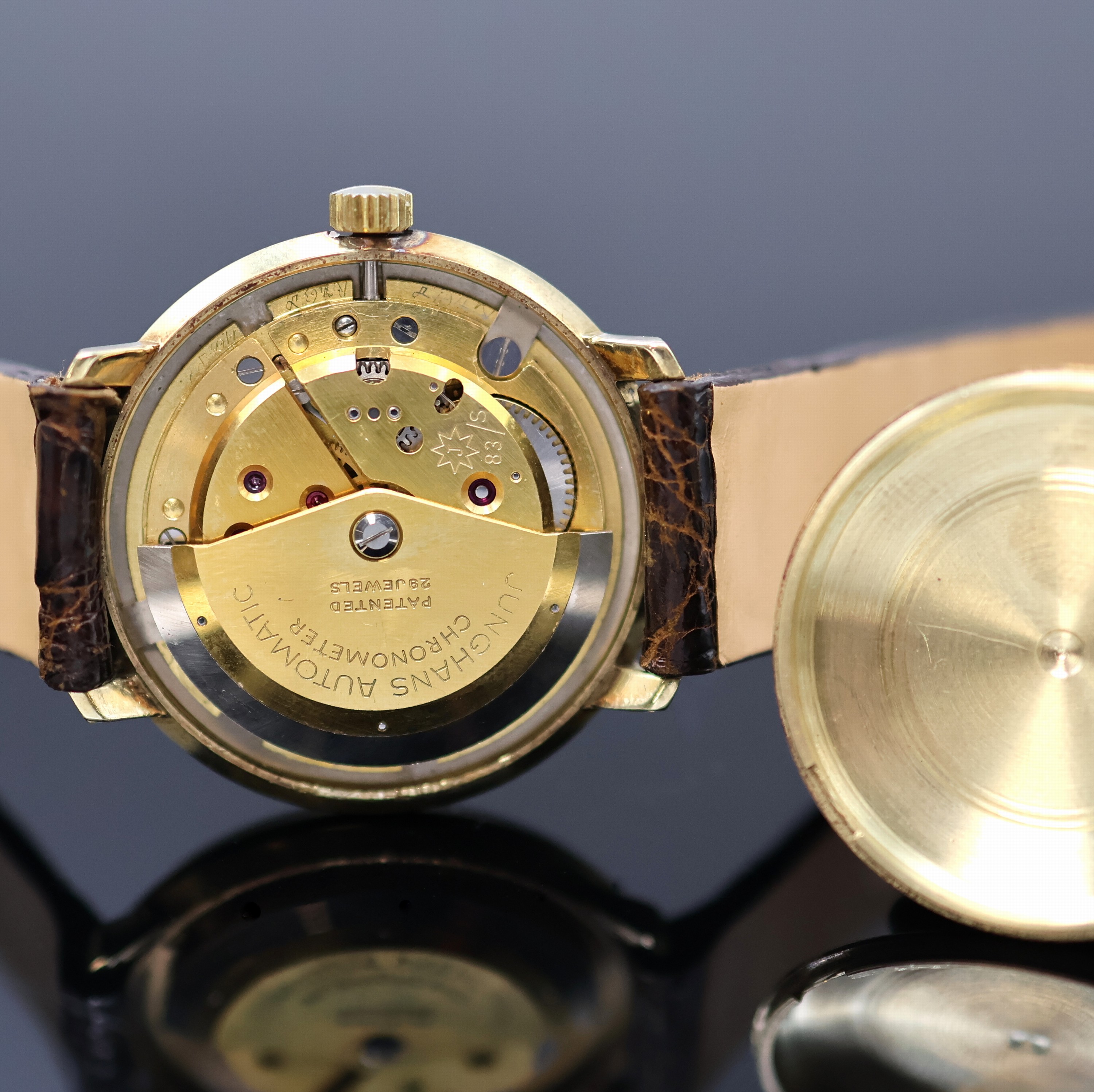 Detail e: JUNGHANS Armbandchronometer in GG 585/000 mit Kaliber 83/S, Deutschland um 1965, Automatik, Junghans Lederband m. verg. Dornschl., Boden gedr., silb. ...