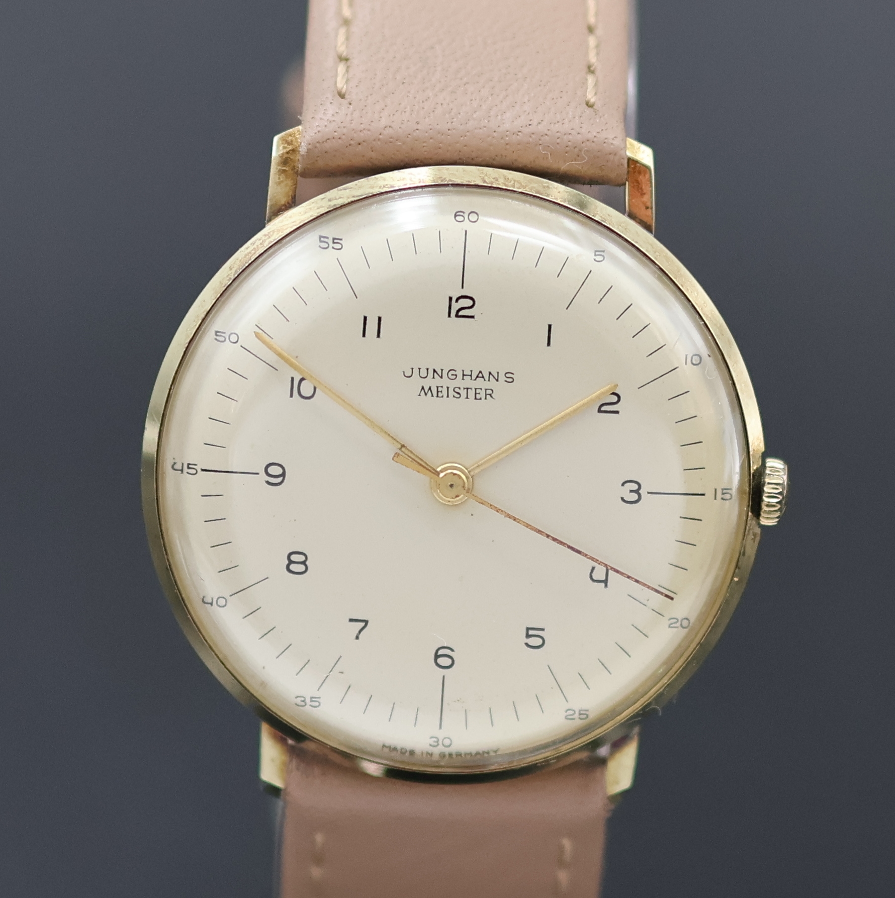Detail a: JUNGHANS Meister Armbanduhr in GG 585/000, Deutschland um 1965, Handaufzug, Junghans Lederband m. verg. neutr. Dornschl., Boden aufgedr., silb. ...