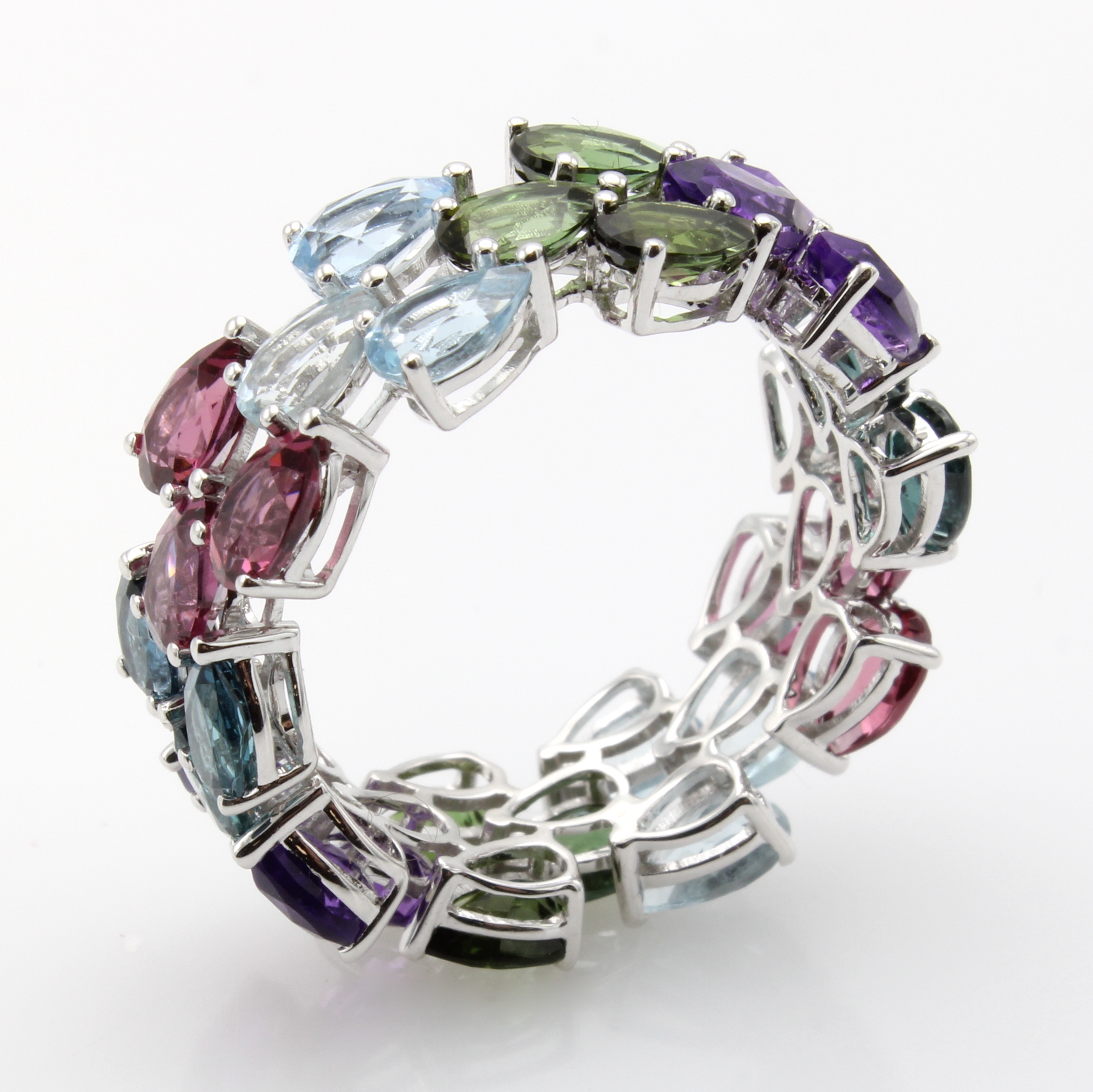 Image 27051602 - Ring mit Farbsteinen, WG 585/000, 12 Turma- line zus. ca. 2.5 ct, 6 Rhodolithe zus. ca. ...