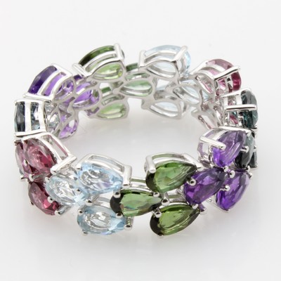 27051602a - Ring mit Farbsteinen, WG 585/000, 12 Turma- line zus. ca. 2.5 ct, 6 Rhodolithe zus. ca. ...