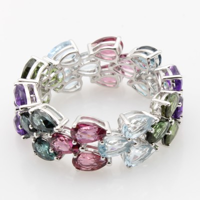 27051602b - Ring mit Farbsteinen, WG 585/000, 12 Turma- line zus. ca. 2.5 ct, 6 Rhodolithe zus. ca. ...