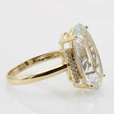 Image Ring mit Brillanten und Aquamarin, GG 585/ 000, 16 Brill. zus. ca. 0.08 ct Weiß/si-p, ...