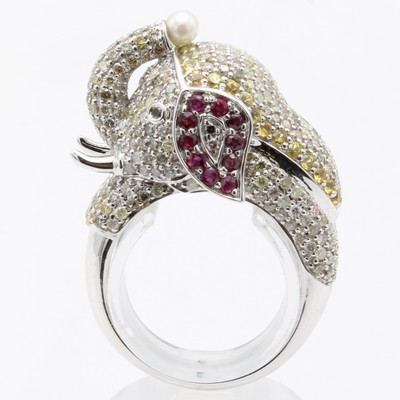 Image Ring ´Elefant´ mit Farbsteinen, Brillanten undAkoyazuchtperle, WG 750/000, 2 Diam. als ...