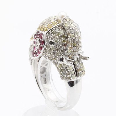 27051616b - Ring ´Elefant´ mit Farbsteinen, Brillanten undAkoyazuchtperle, WG 750/000, 2 Diam. als ...