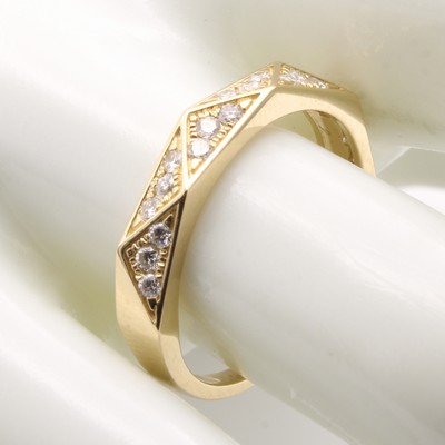 27051624a - Ring mit Brillanten, GG 585/000, 21 Brill. zus. ca. 0.27 ct feines Weiß/vs, RW ca. 55 ...