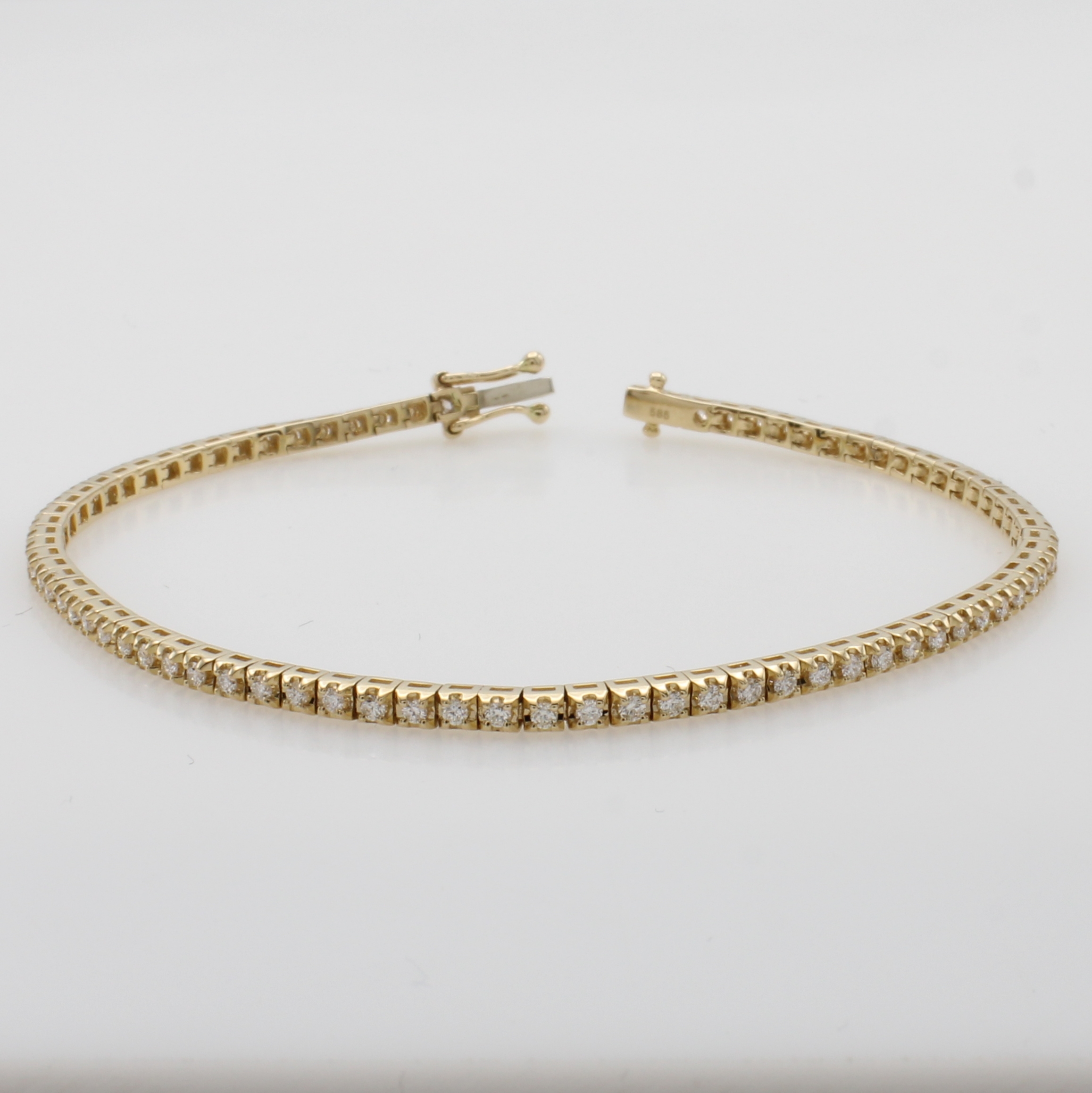 Image 27051919 - Rivierarmband mit Brillanten, GG 585/000, 79 Brill. in Krappenf. zus. ca. 1.00 ct Weiß/ ...