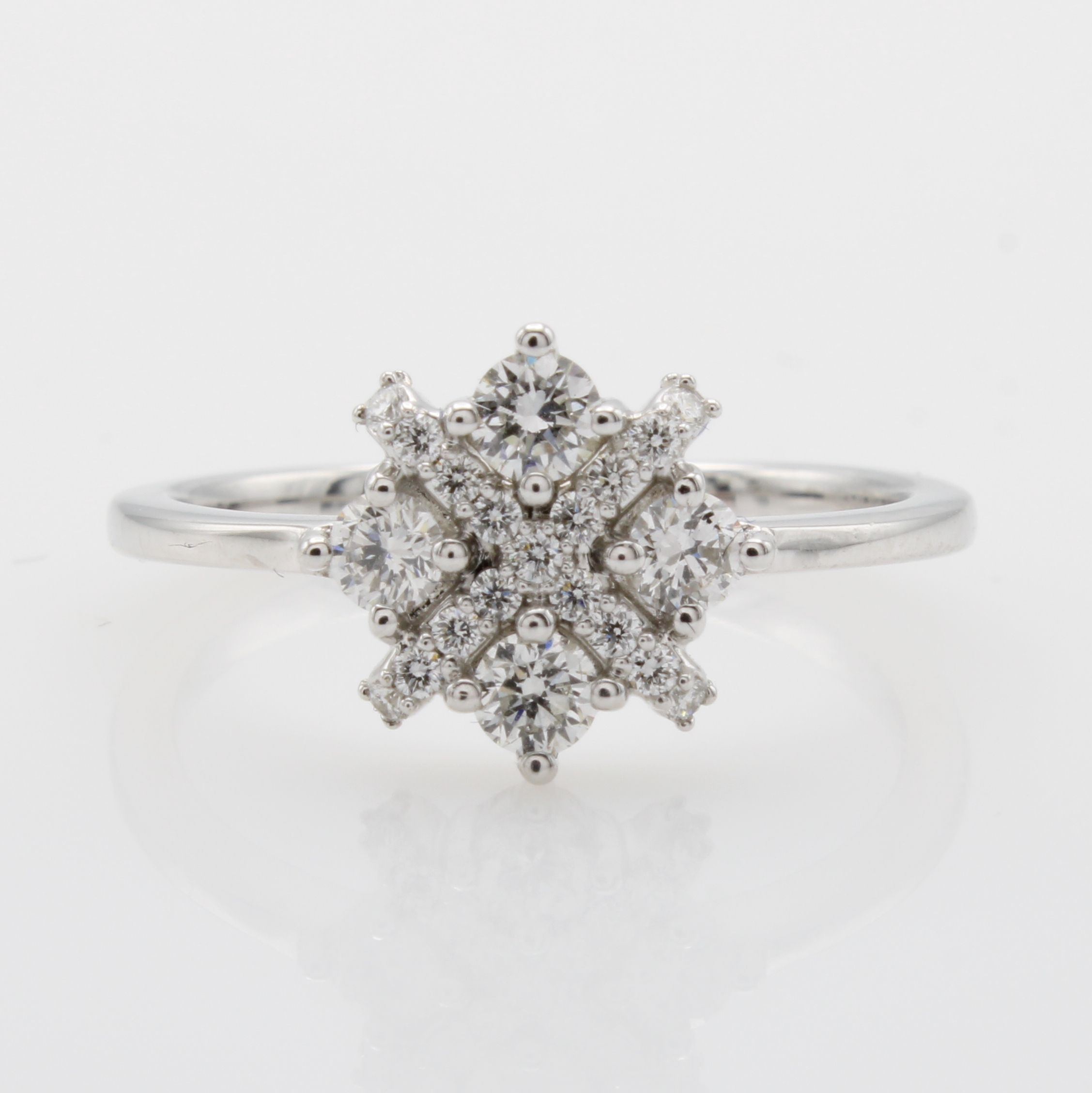 Image 27051957 - Ring mit Brillanten, WG 585/000, Brill. rautenf. gef. zus. ca. 0.50 ct Weiß/si, RW ...
