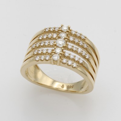 27051914a - Ring mit Brillanten, GG 585/000, 5-reihige Ringschiene mit je einem Solitär und Besatz- ...