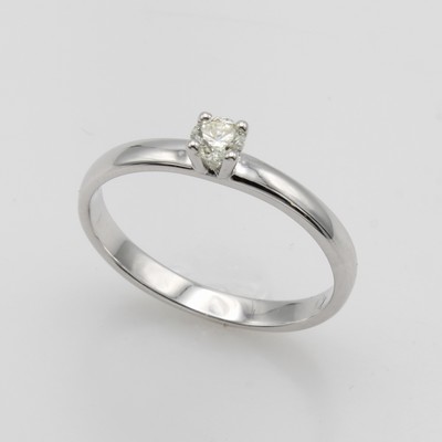27051968a - Ring mit Brillantsolitär, WG 585/000, Brill.in Krappenf. ca. 0.18 ct get. ...