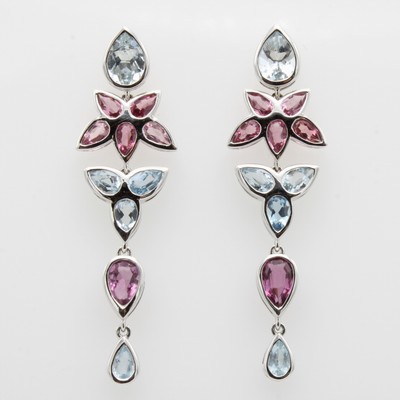 Image Paar Ohrstecker mit Farbsteinen, WG 750/000,10 Aquamarine zus. ca. 2.82 ct, 12 Turmaline ...