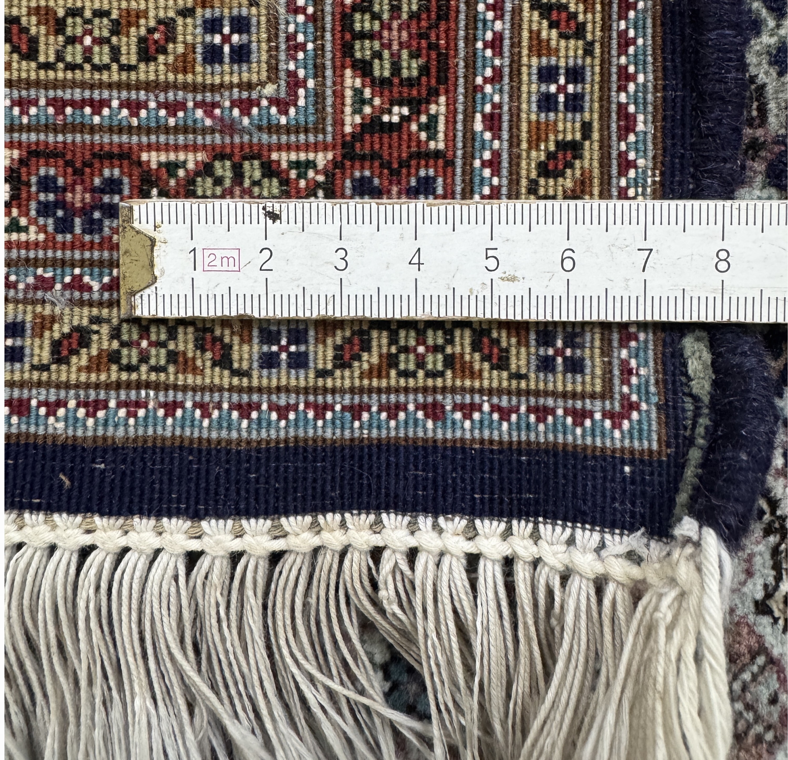 Detail e: Täbriz fein(50 Raj), Persien, Mitte 20.Jhd,Korkwolle mit Seide, ca. 210 x 150 cm, ca. 500.000 Kn/qm, gleichmäßig verblasst, EHZ: 2