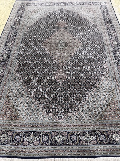 27052137d - Täbriz fein(50 Raj), Persien, Mitte 20.Jhd,Korkwolle mit Seide, ca. 210 x 150 cm, ca. ...