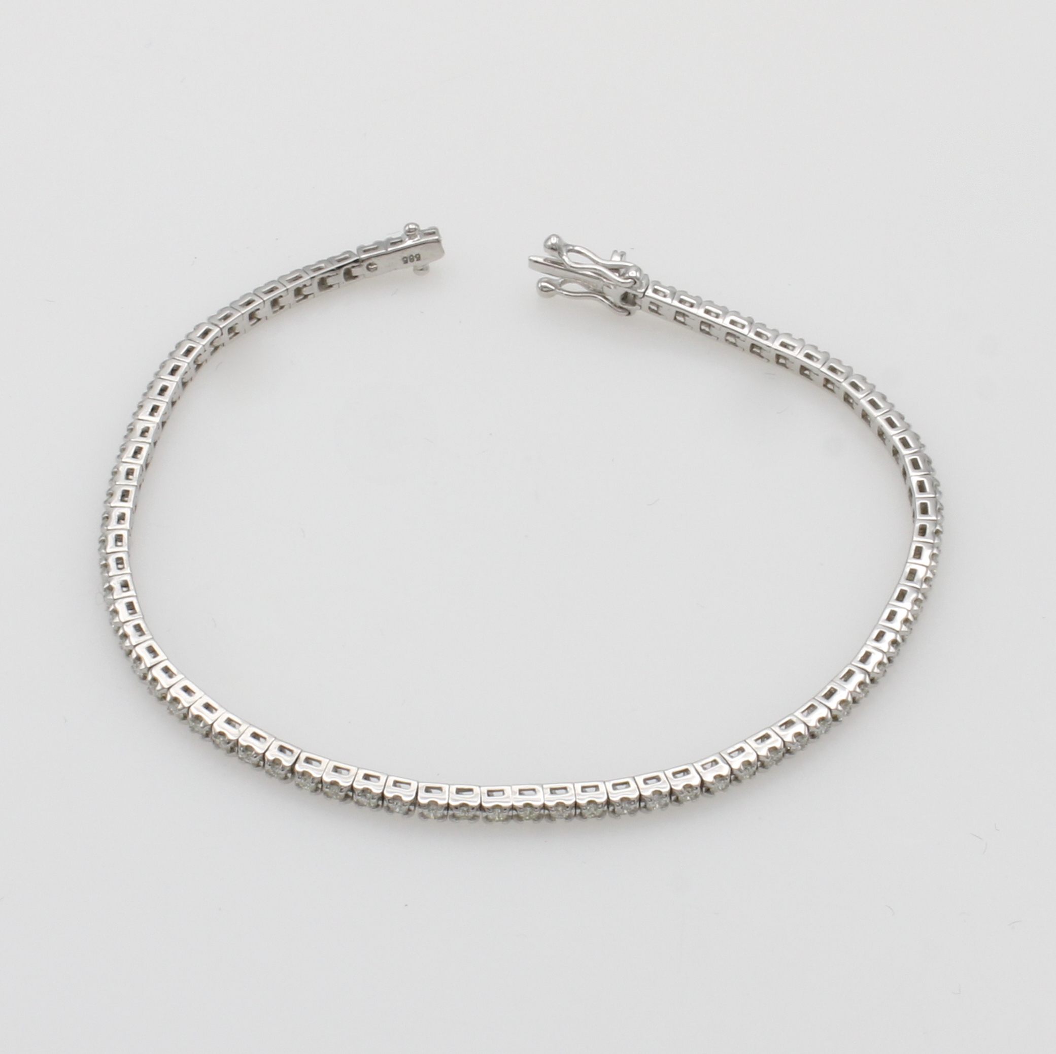 Image 27052529 - Rivierarmband mit Brillanten, WG 585/000, 83 Brill. in Krappenf. zus. ca. 1.00 ct ...