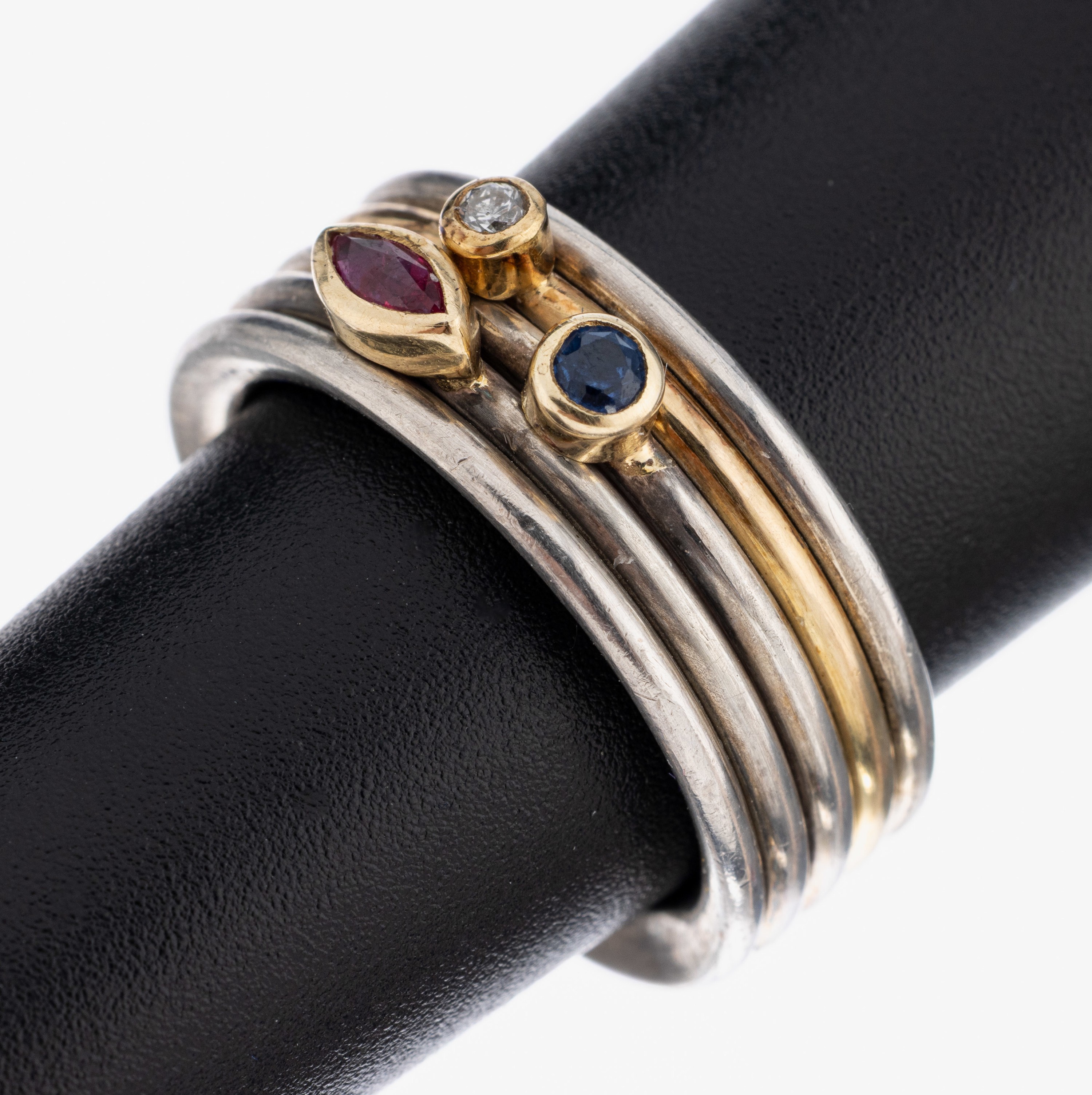 Image 27052540 - Silber und 14 kt Gold Rubin-Saphir-Brillant- Ring, 925er Silber und GG 585/000, ...