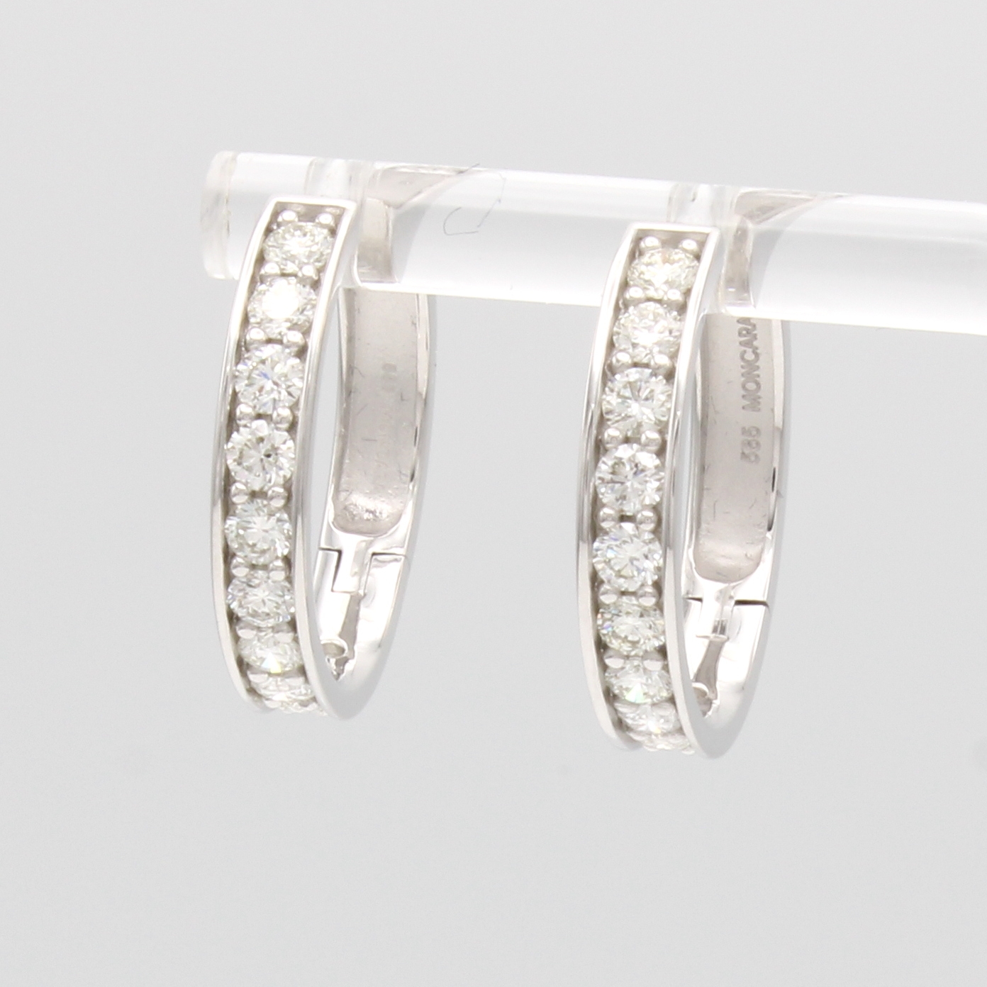 Image 27052549 - Paar Klappcreolen mit Diamanten, WG 585/ 000, 22 Diam. zus. ca. 1.50 ct Weiß/lupenrein ...