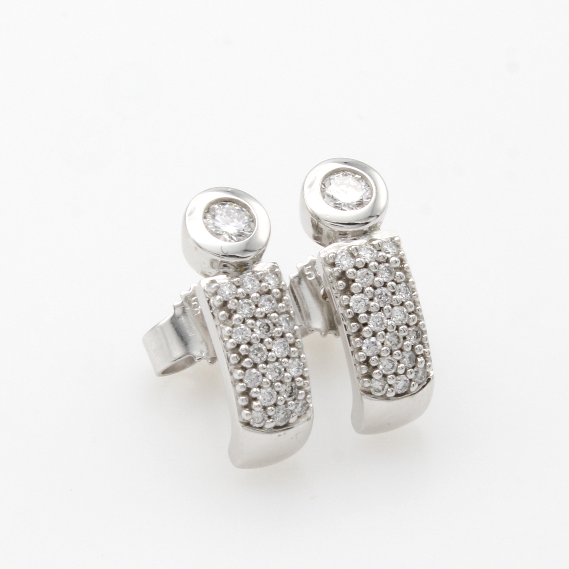 Image 27052551 - Paar Steckcreolen mit Brillanten, WG 585/ 000, 2 Solitäre und 36 Besatzbrill. zus. ca. ...