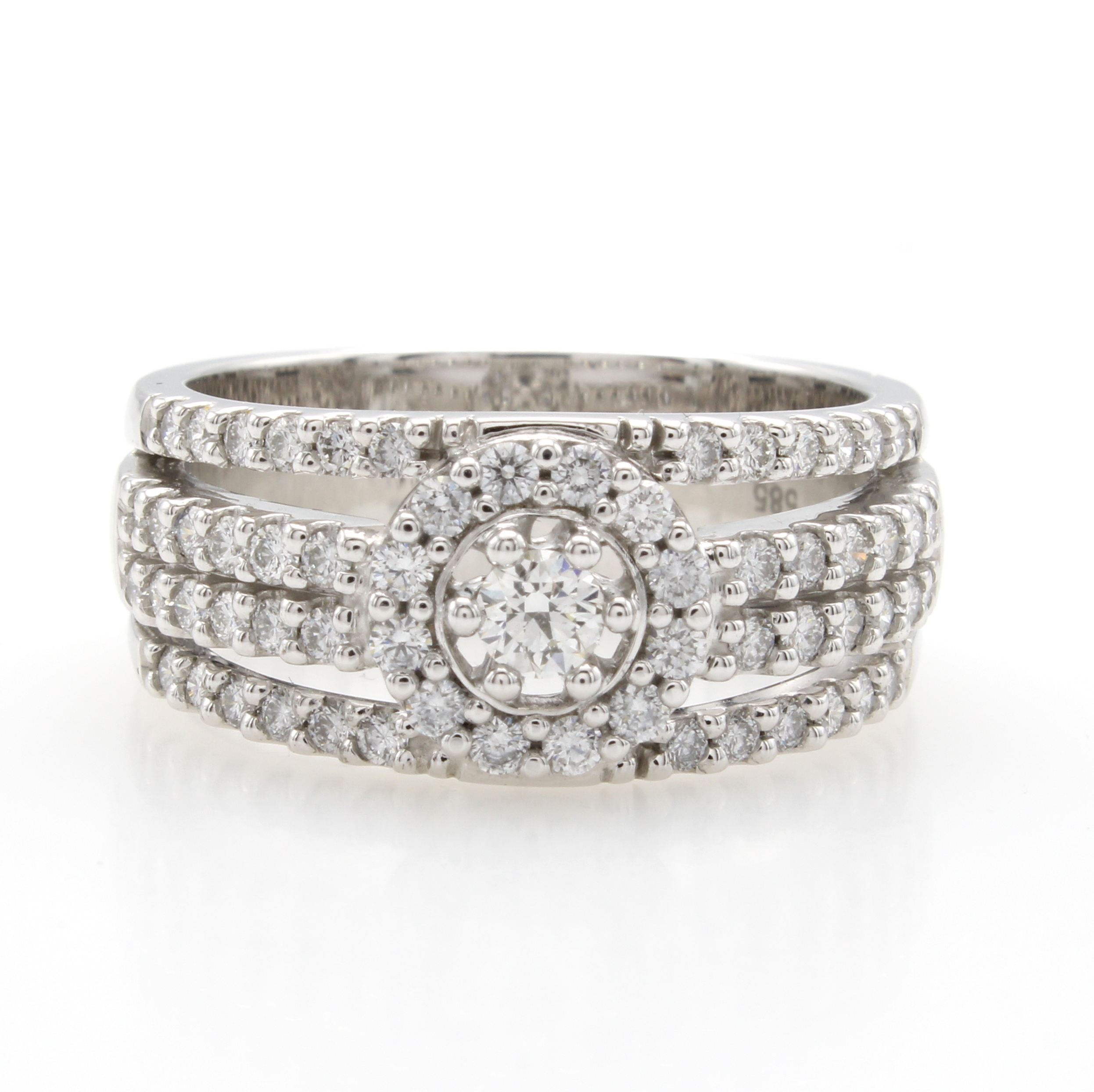 Image 27052580 - Ring mit Brillanten, WG 585/000, Solitär in Krappenf. ca. 0.15 ct, Besatzbrill. in 4 ...