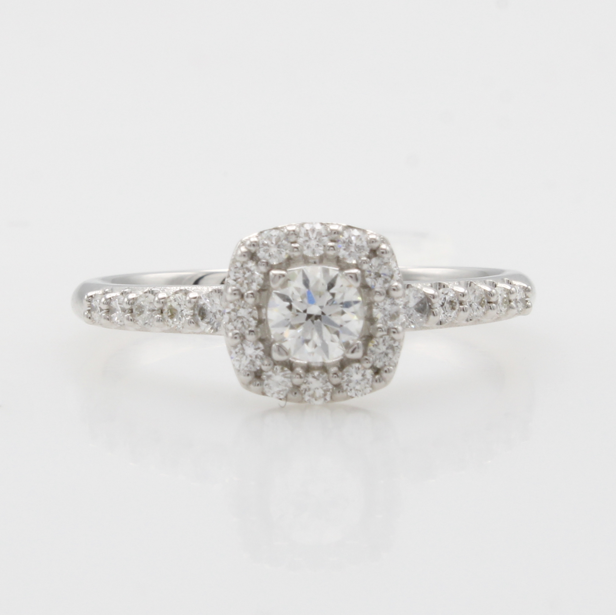 Image 27052597 - Ring mit Brillanten, WG 585/000, Mittel- stein in Krappenf. ca. 0.25 ct Weiß/p, 22 ...